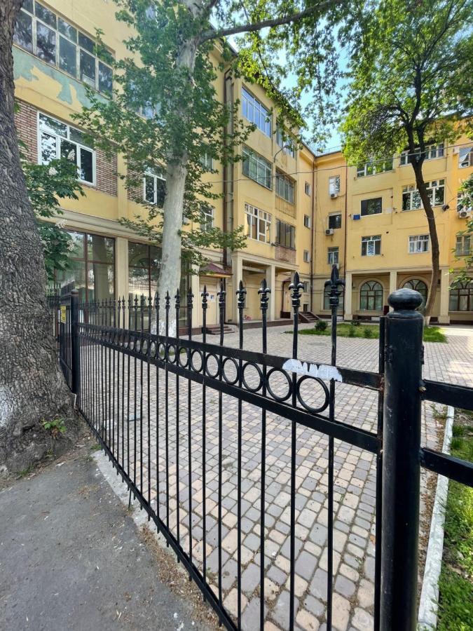 Amir Temur Apartment In Center After Renovation Taschkent Exterior foto