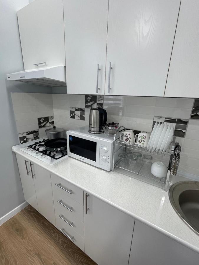 Amir Temur Apartment In Center After Renovation Taschkent Exterior foto